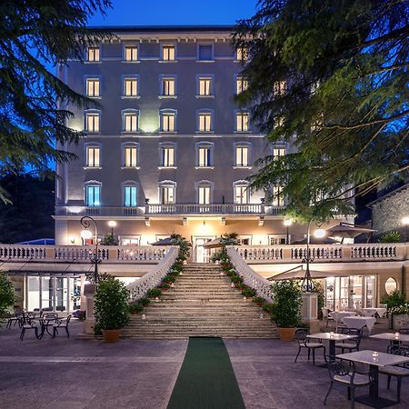 Hotel Helvetia Thermal Spa بوريتا تيرمي المظهر الخارجي الصورة