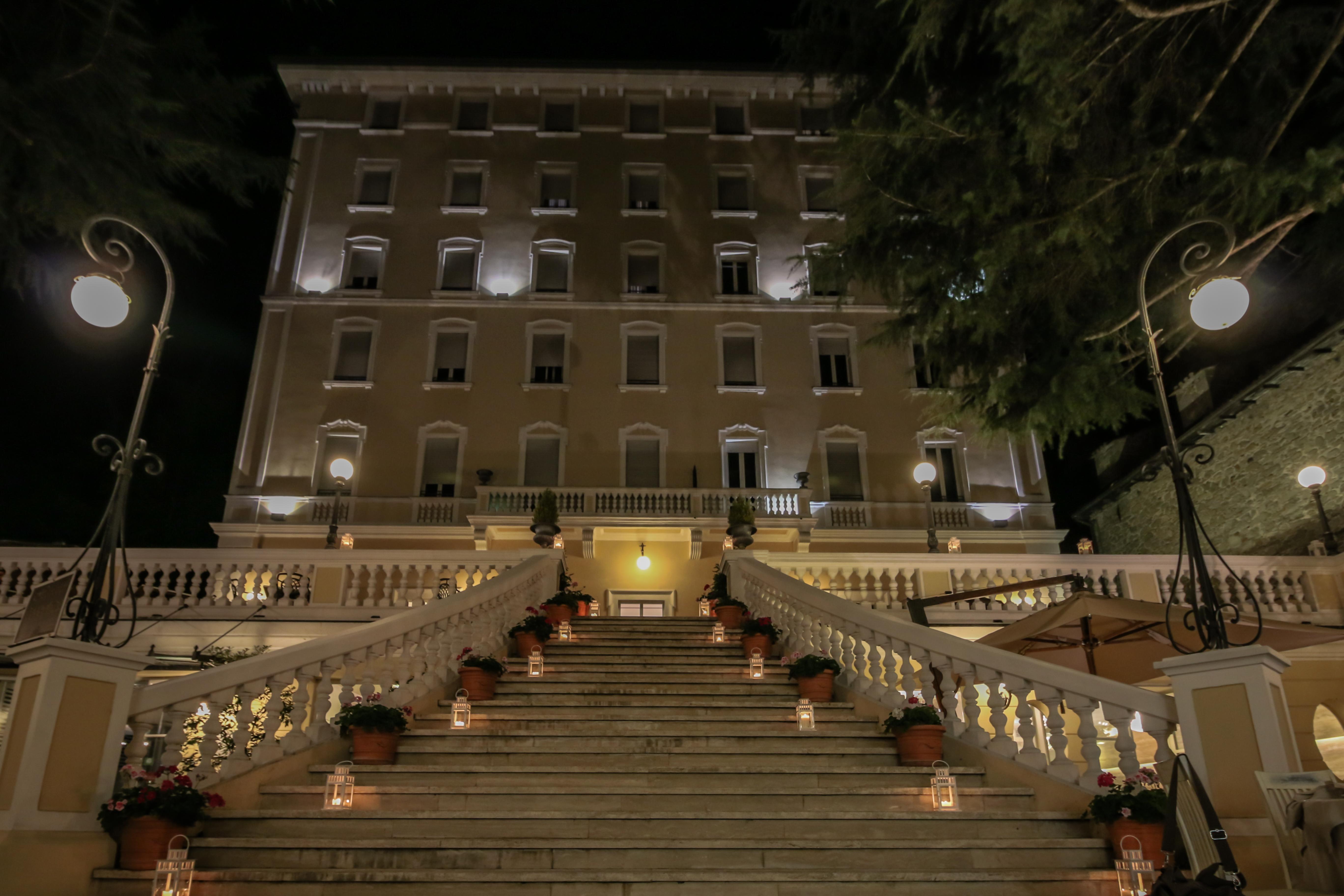 Hotel Helvetia Thermal Spa بوريتا تيرمي المظهر الخارجي الصورة
